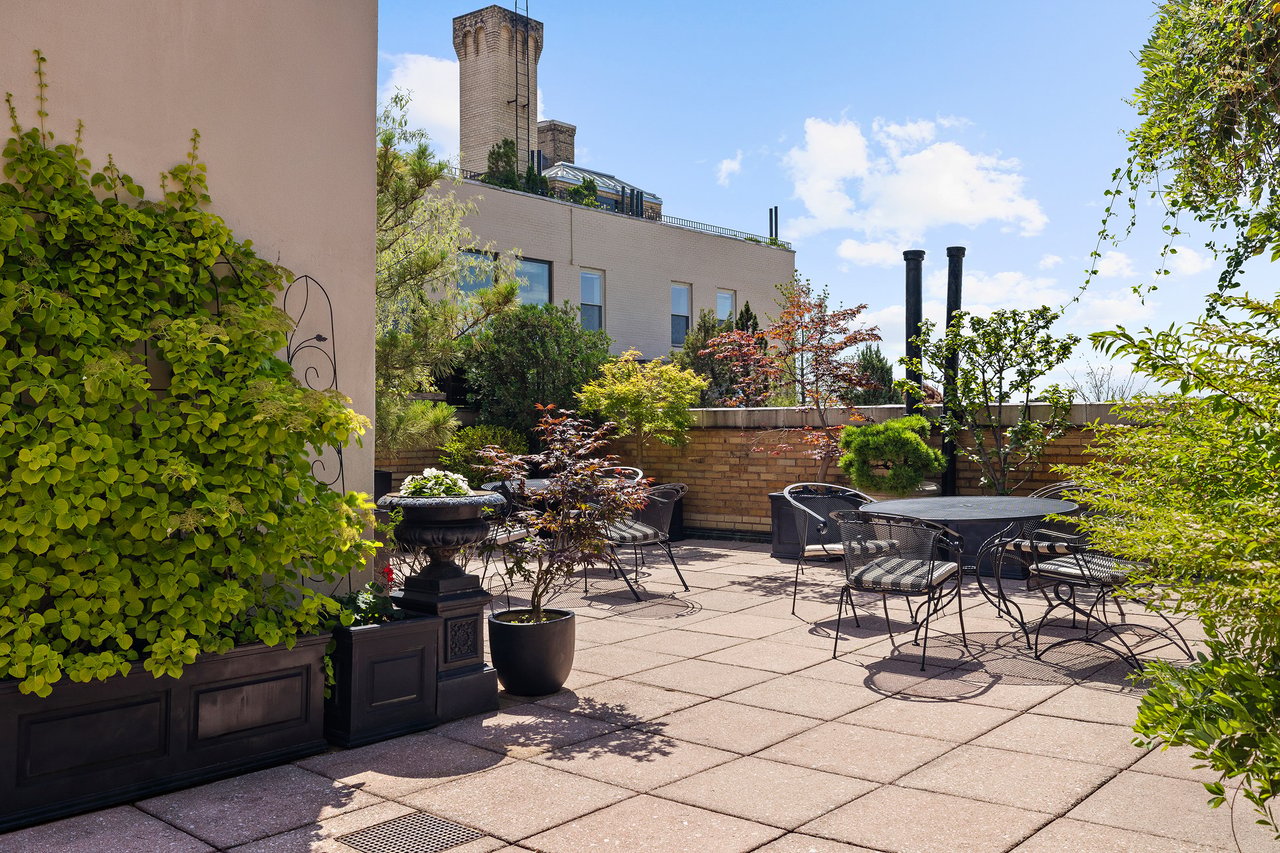 30 Fifth Avenue 16E