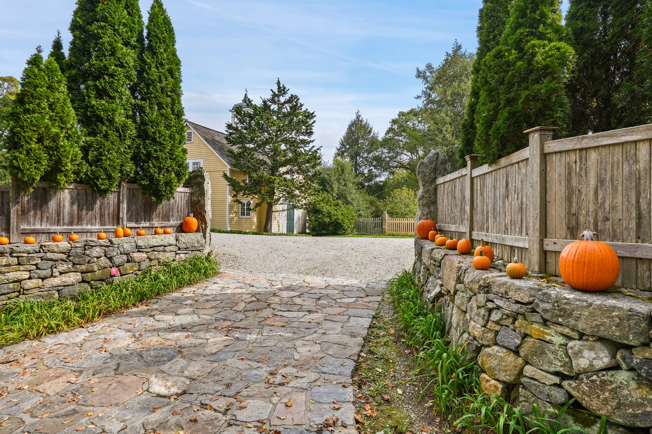333-A Hook Road