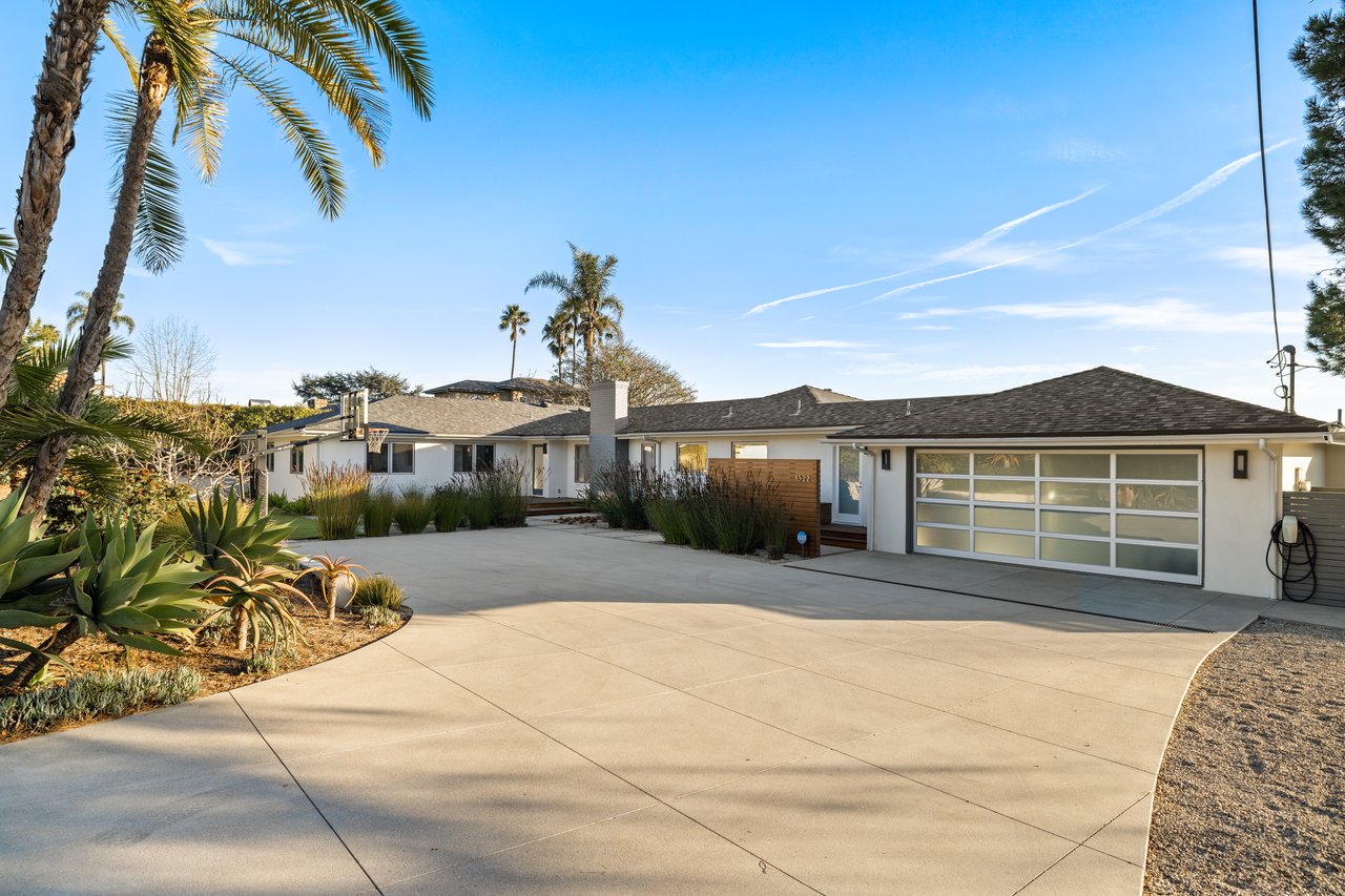 1522 Knoll Circle Drive