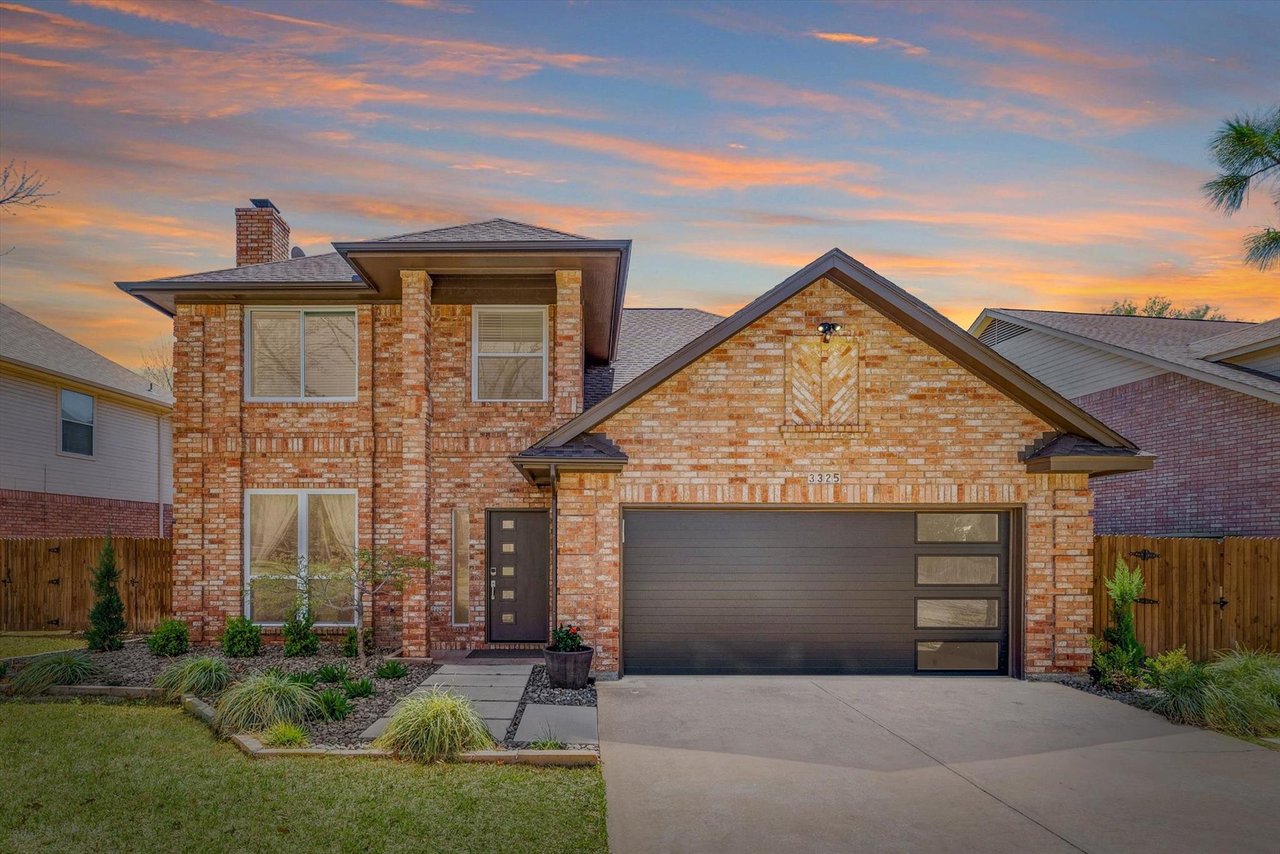 3325 Moss Creek Dr