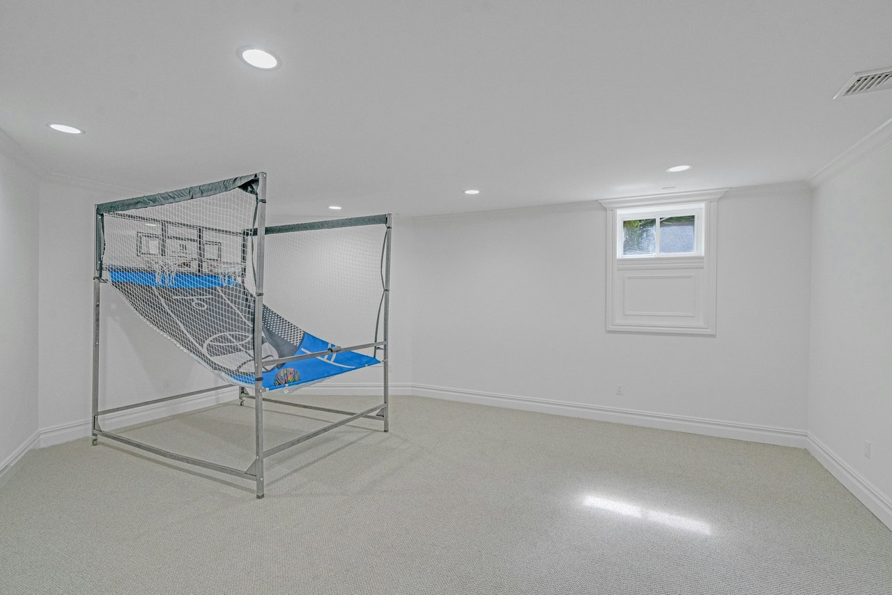 34 Deerhorn Trail