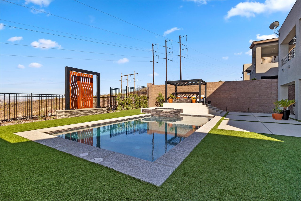 258 Shaded Canyon Drive