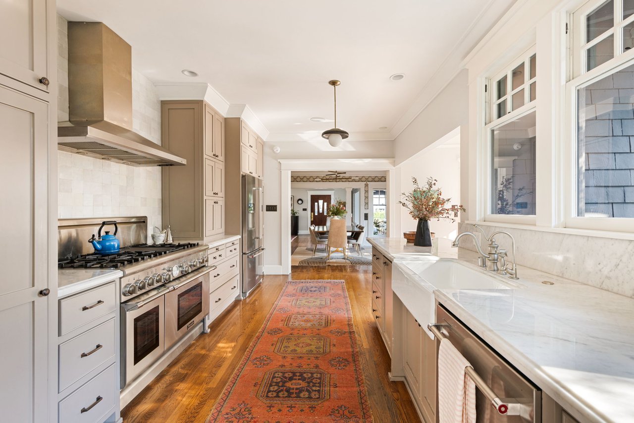 Timeless Craftsman. Larchmont Village