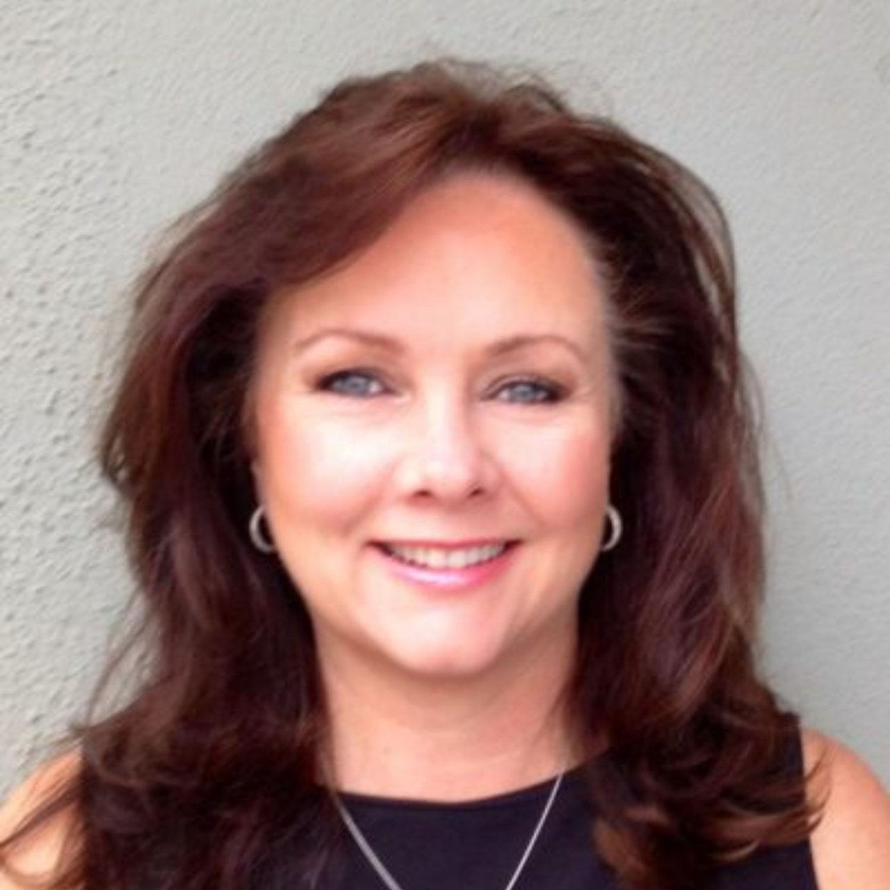 Laura Dunne Burlingame, CA Real Estate Agent Headshot