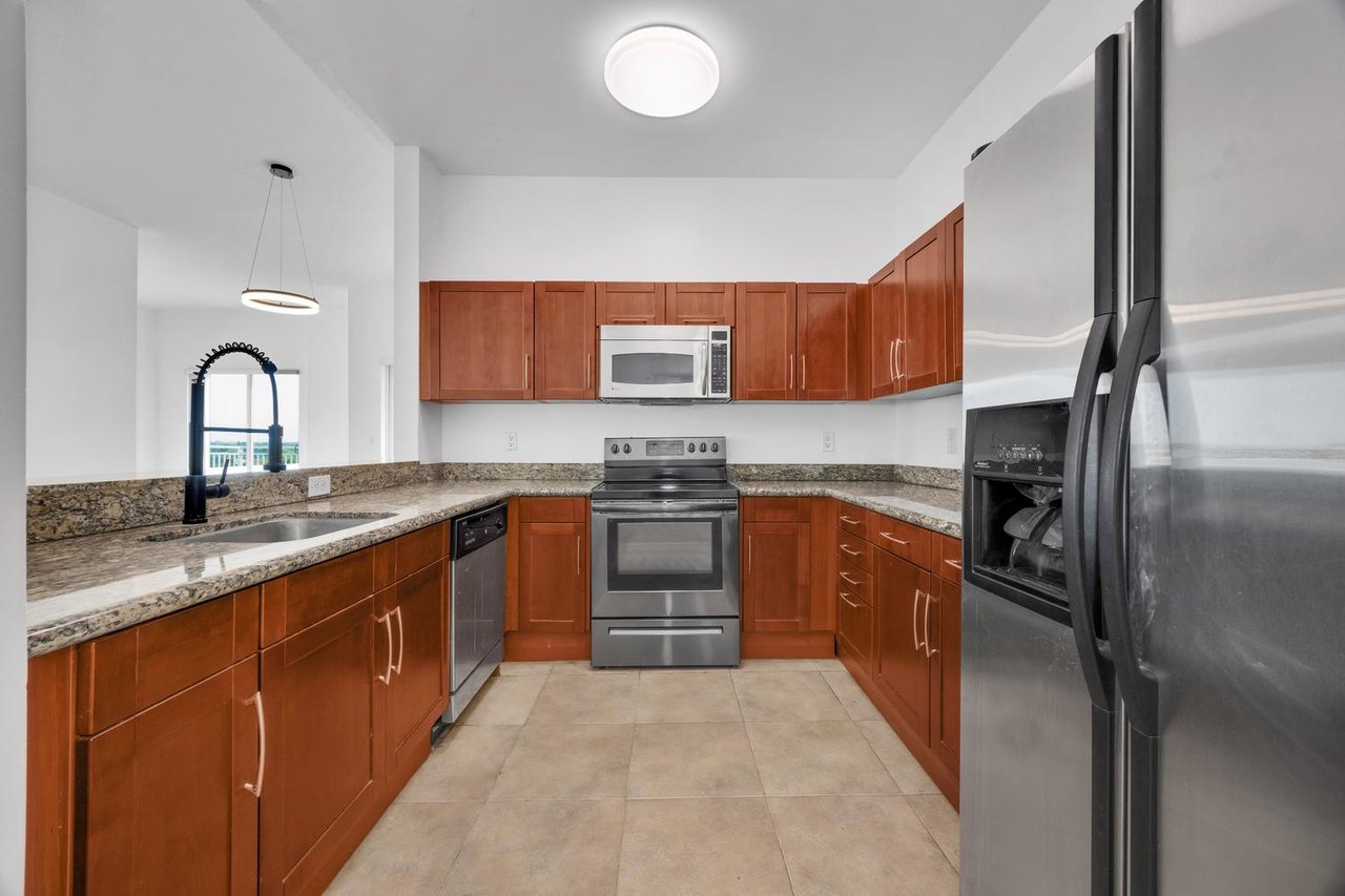 Penthouse Living in Downtown Dadeland