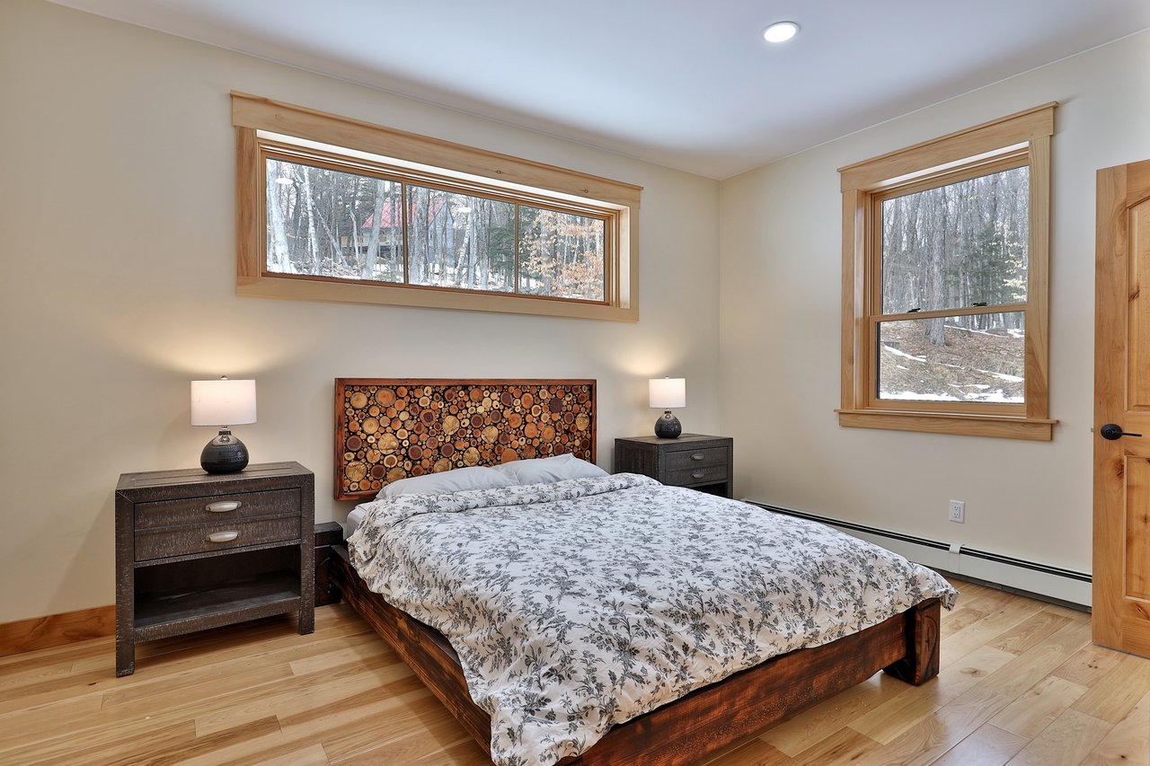 113 No. Village Rd - Right Side