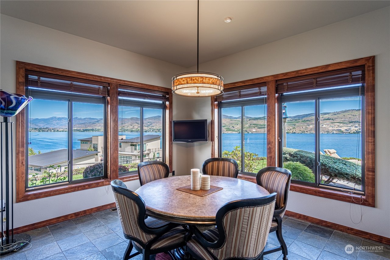 270 Bene Vista Ln