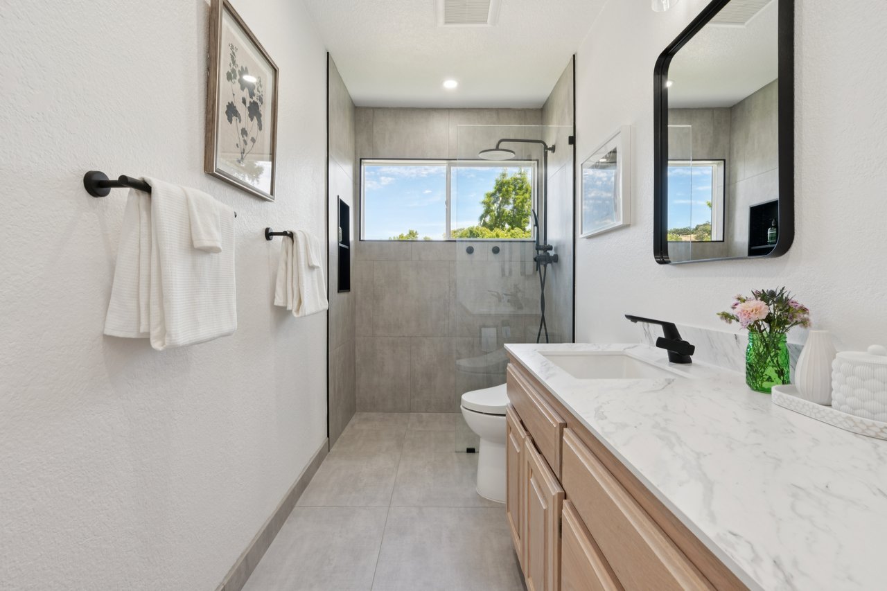 219 Butterfield Dr