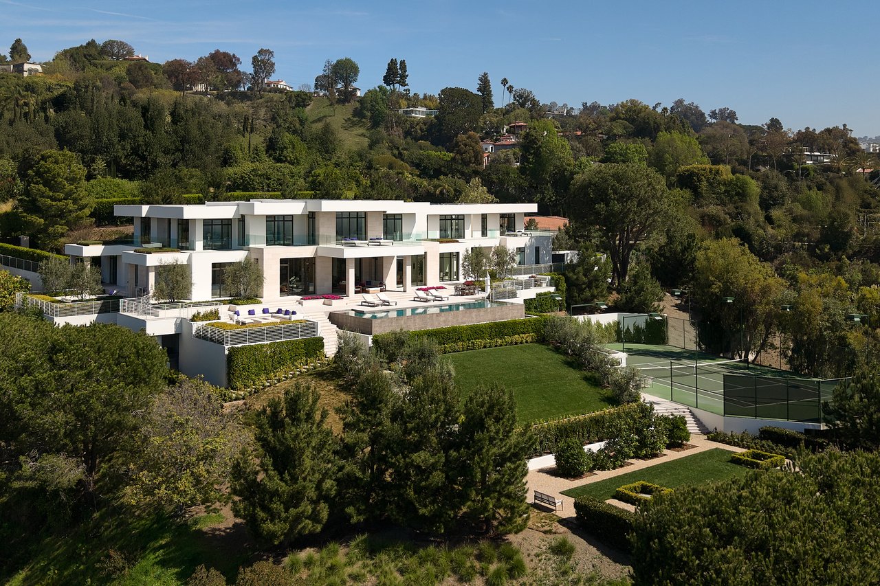 9966 Beverly Grove Dr