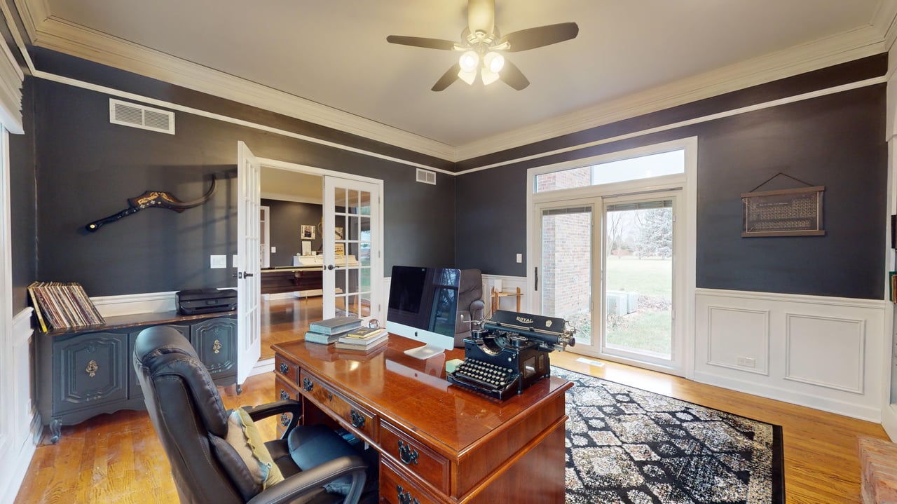 7N108 Hastings Dr 