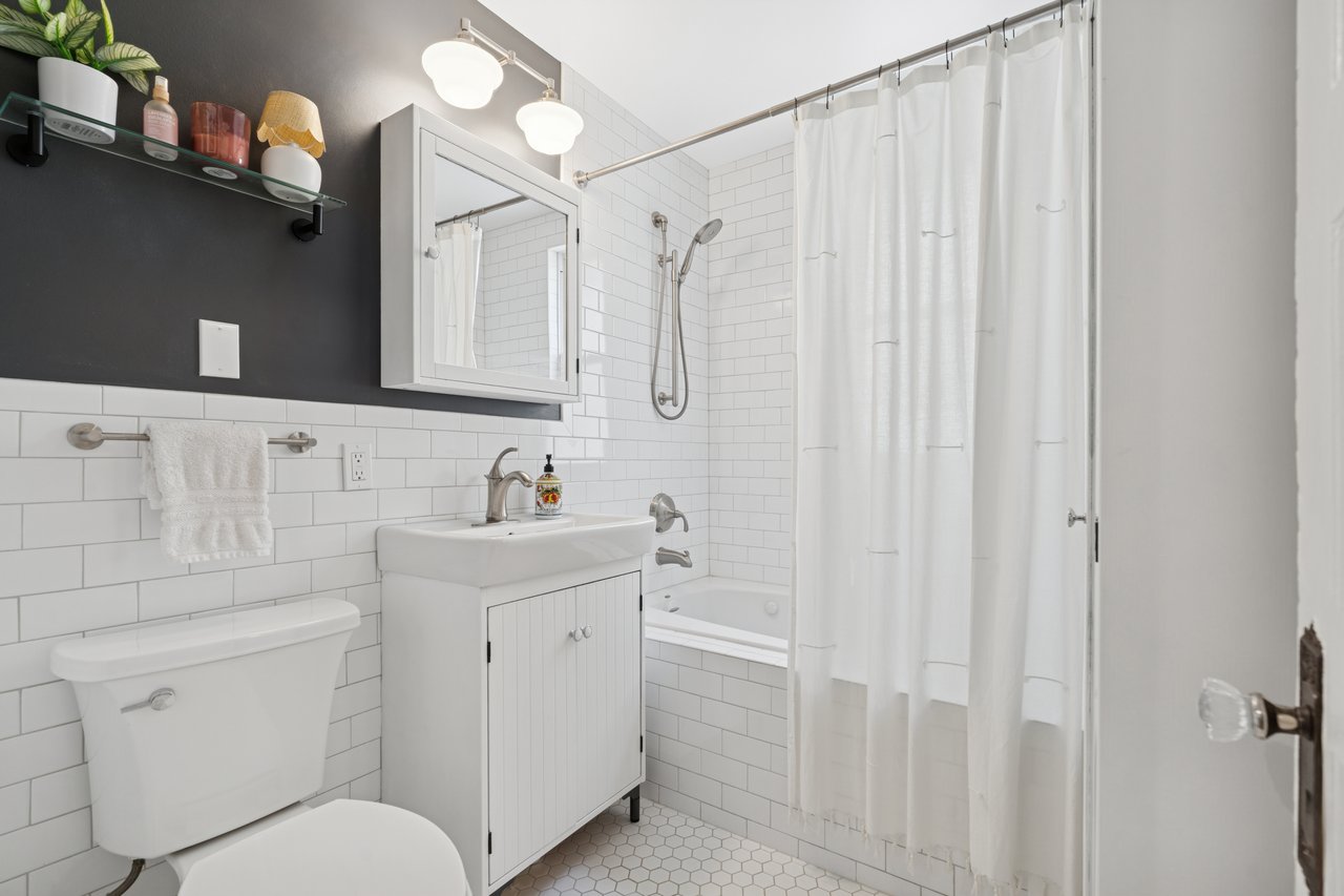 2462 North Linden Place - A Logan Square Gem