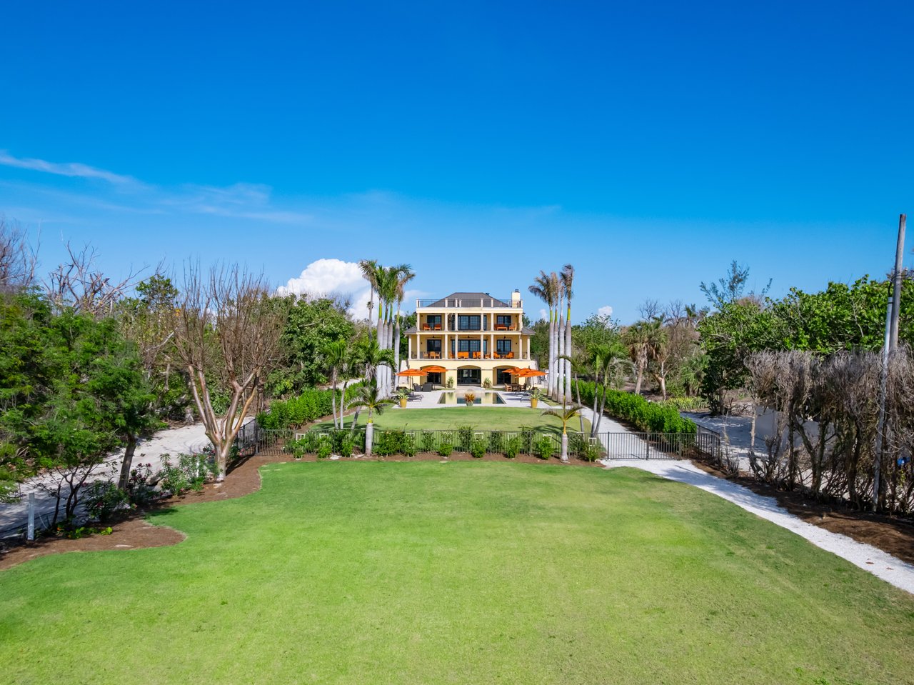 16205 Captiva DR