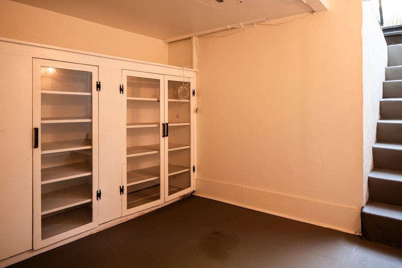 2321 W 31st St in Jefferson Park