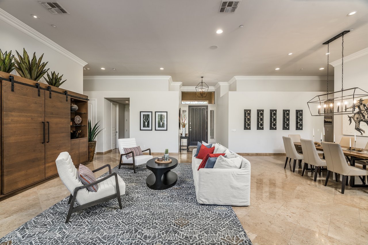 11368 E WINCHCOMB Drive