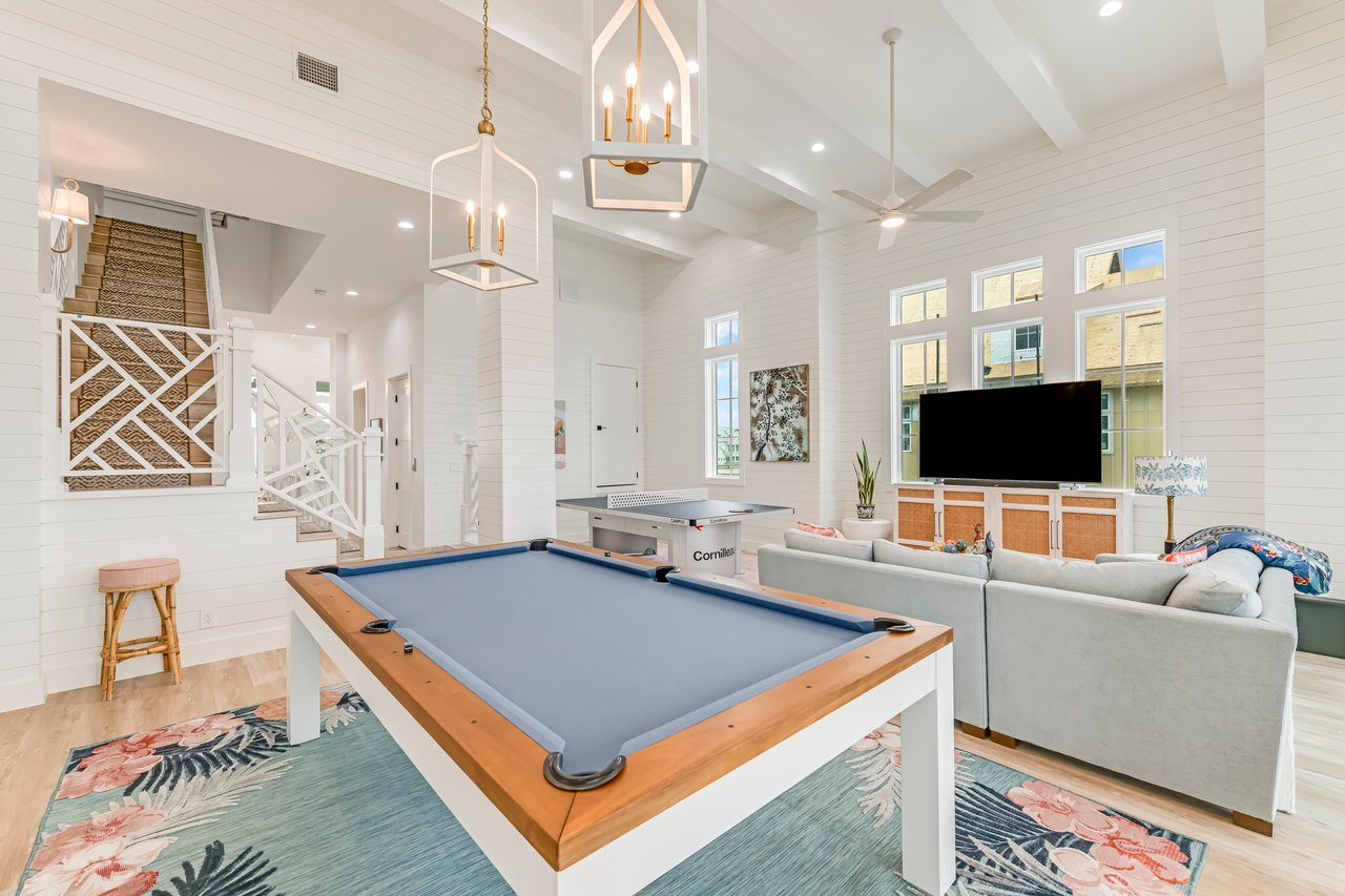 Dewdrop Street, 6110 Sq. Ft.