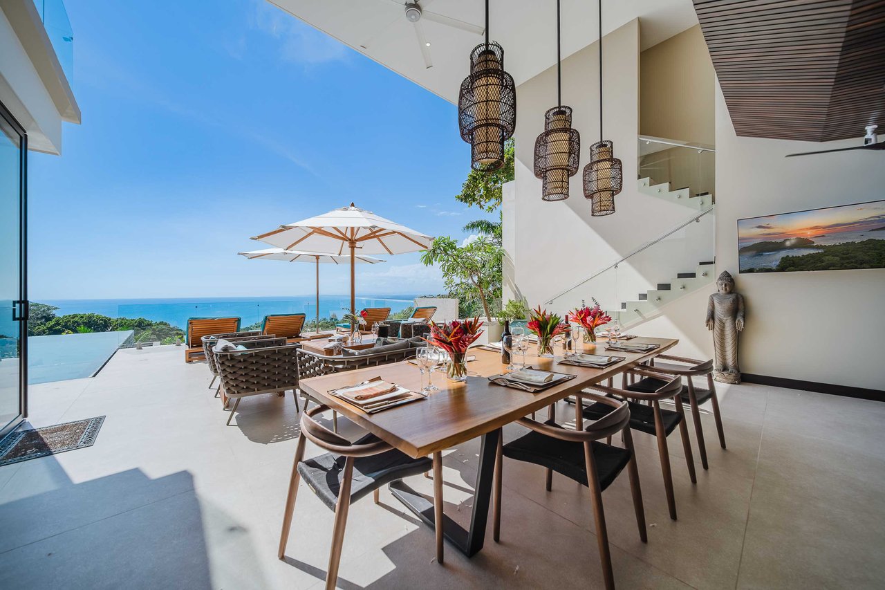 Casa Nola, Luxury Villa in Gated Community La Reserva