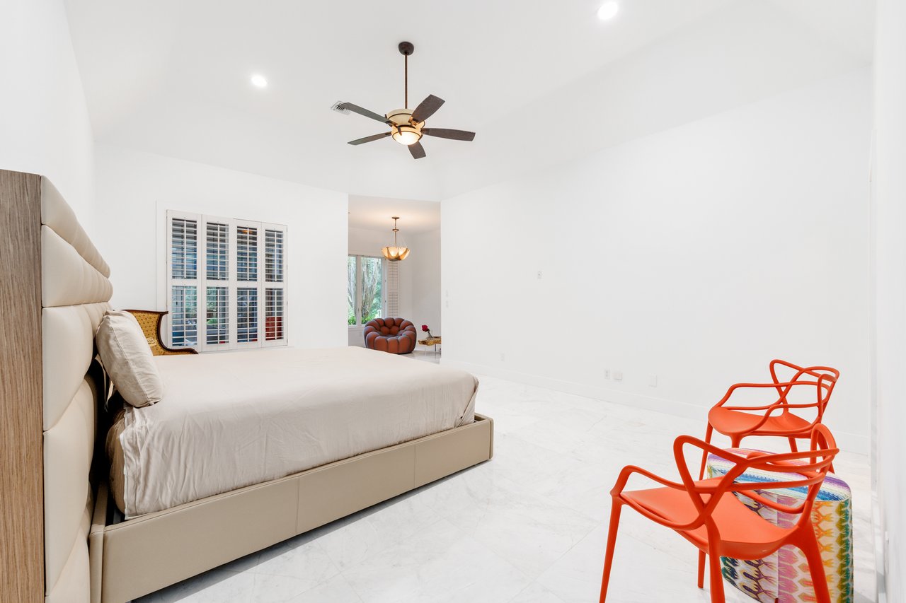 6709 SW 17th Terrace Rd