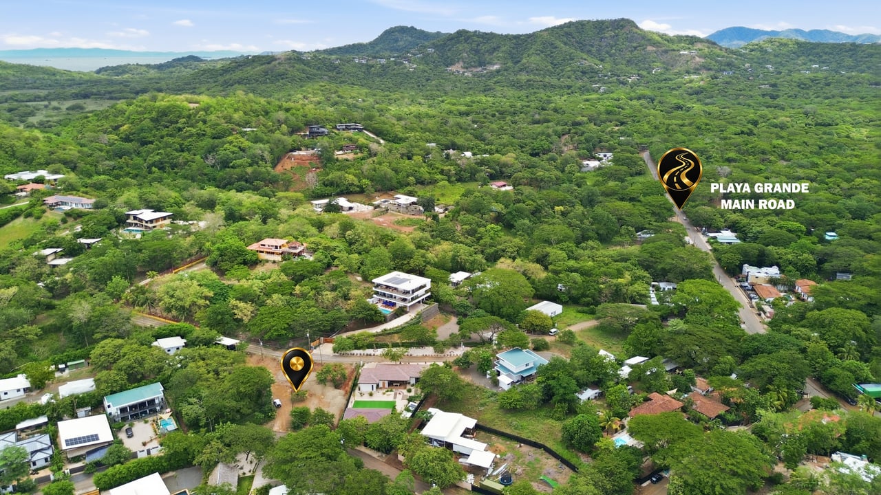 1,592 m2 Lot with Water - Ready to Build! - Playa Grande 