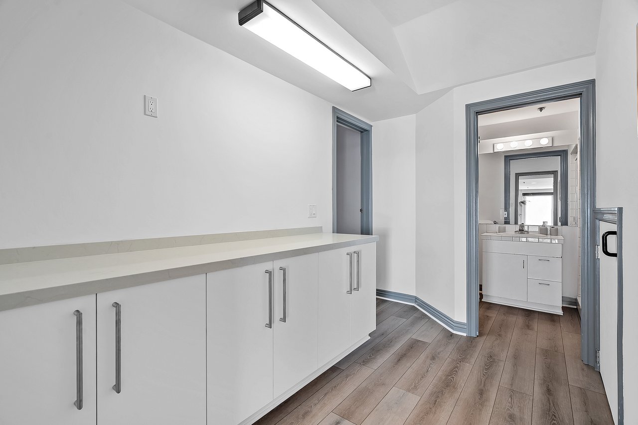 Casa Bianca by Oraklus