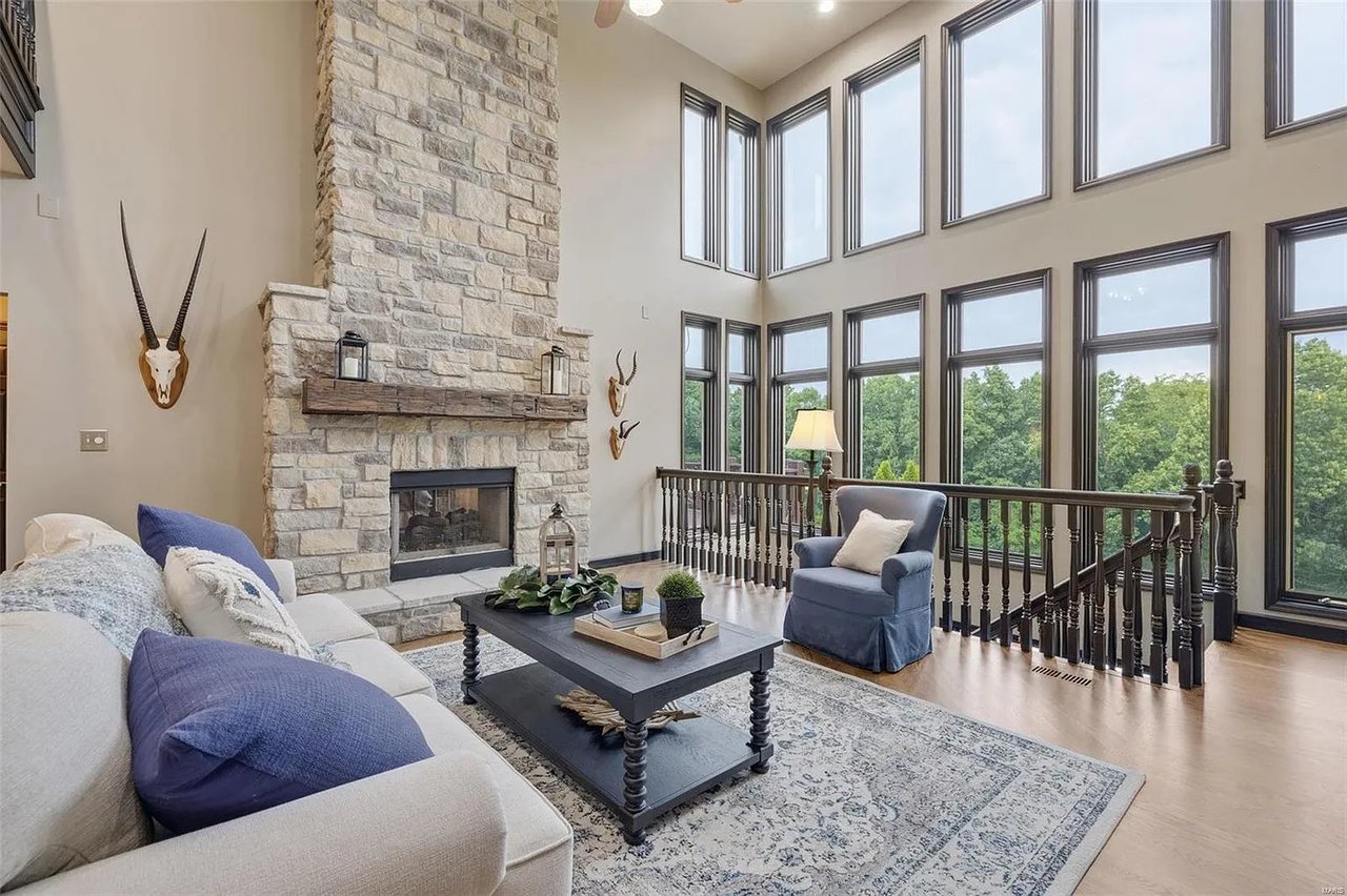 3017 Forrest Brook Ct