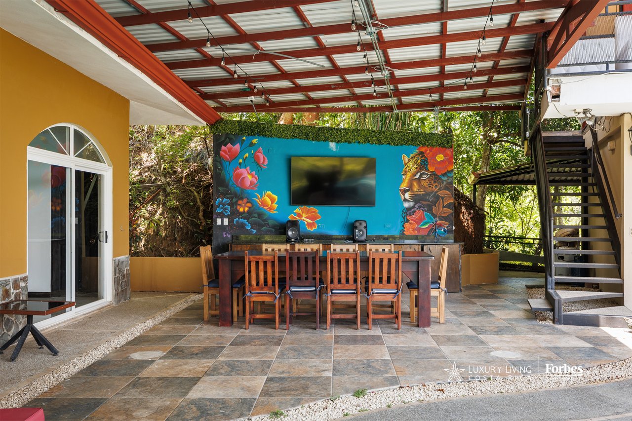 21455 - Remodeled Residence, 10 bedrooms, Near Marina Los Sueños with Views