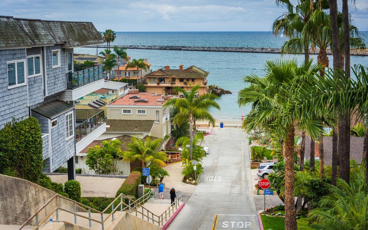 Corona Del Mar
