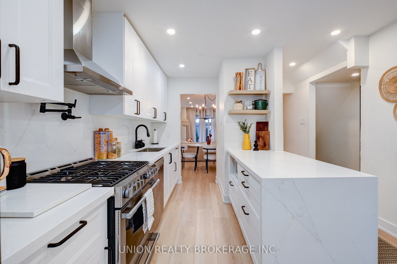 26 Livingston Rd, Townhome 102