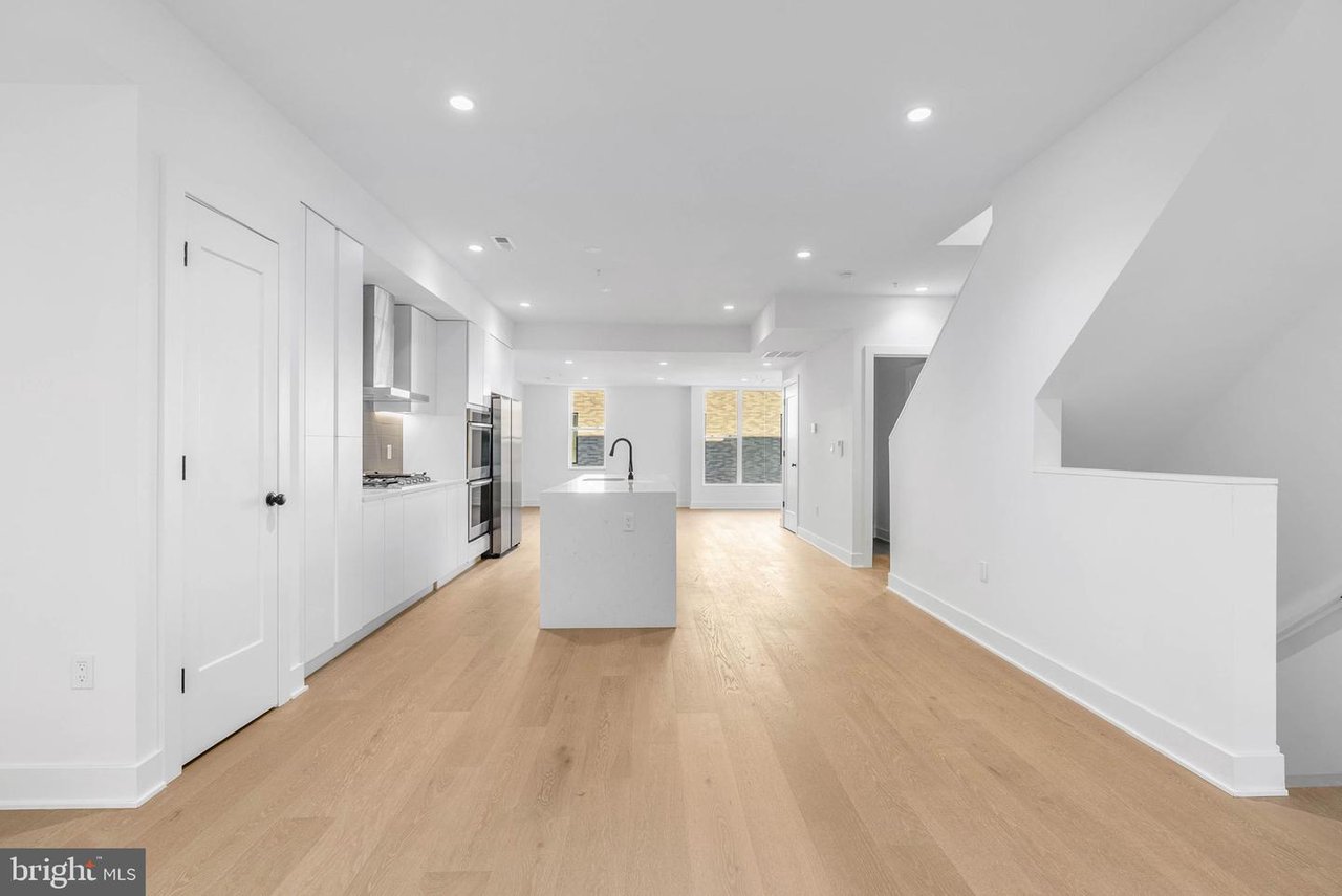 635 N 7th St #H4B, Philadelphia, PA 19123	