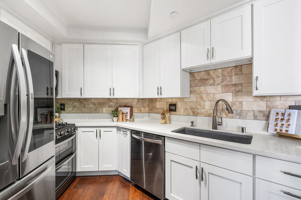 1064 Calle Del Cerro 1304