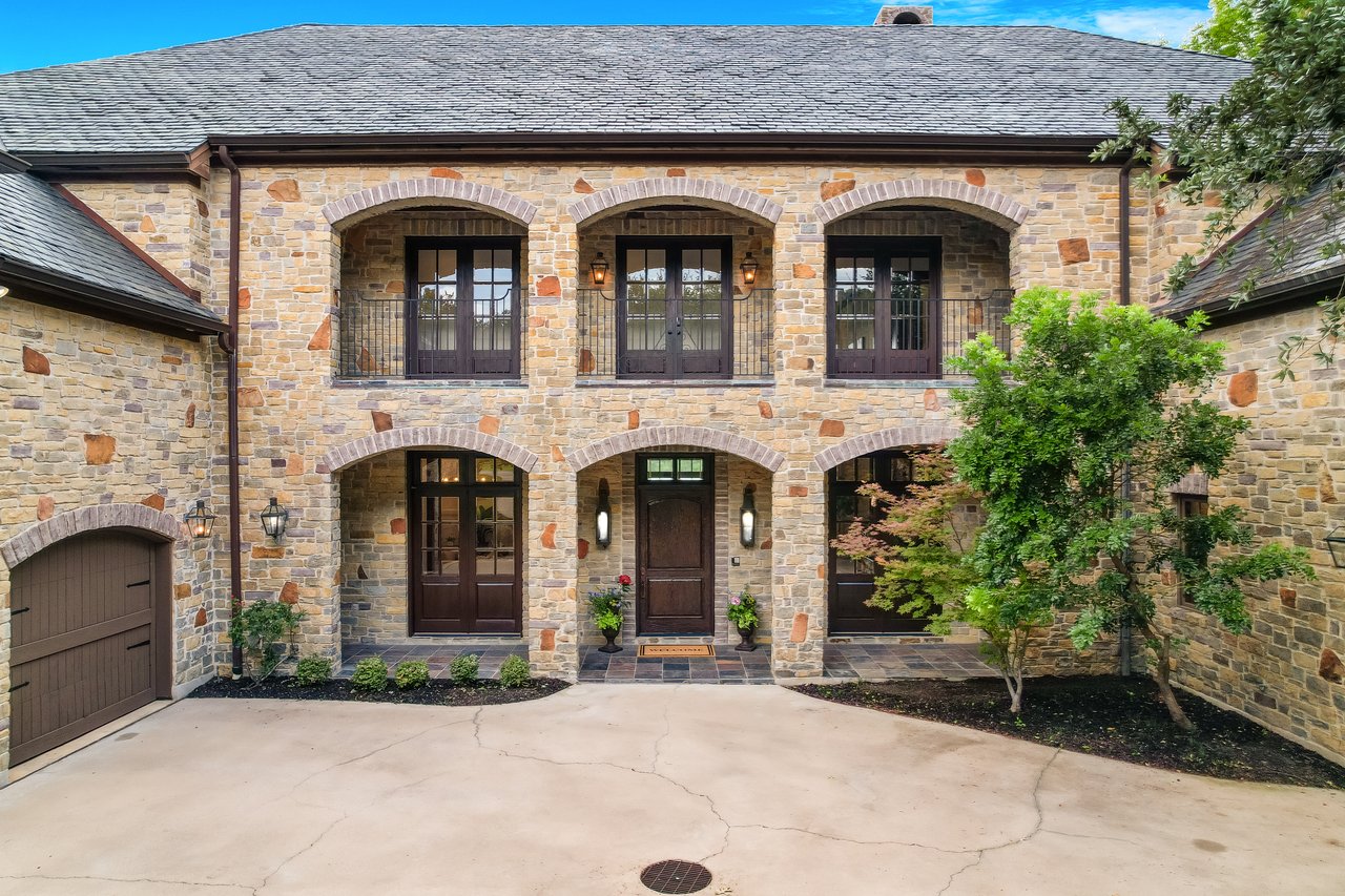 4604 Mantle Drive
