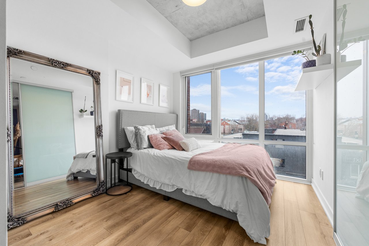 665 Queen Street East Suite 301