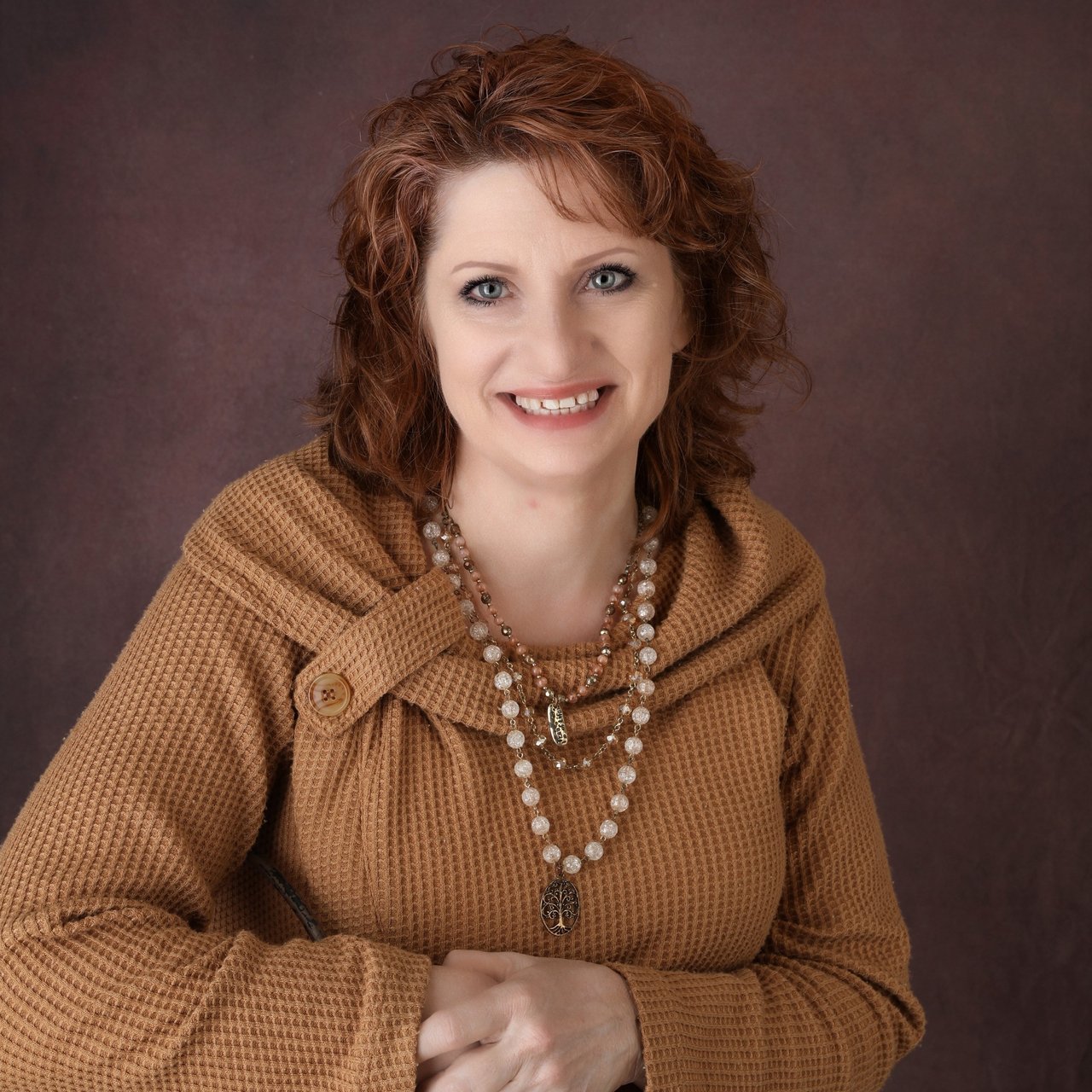 Beverly Barron Lee's Summit, MO Real Estate Agent Headshot