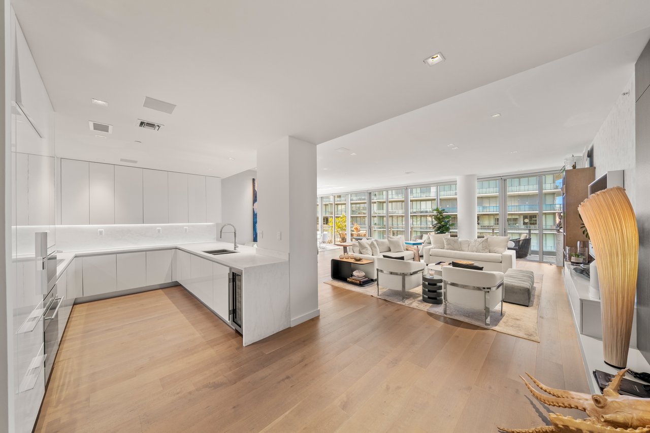 Marea Penthouse 2