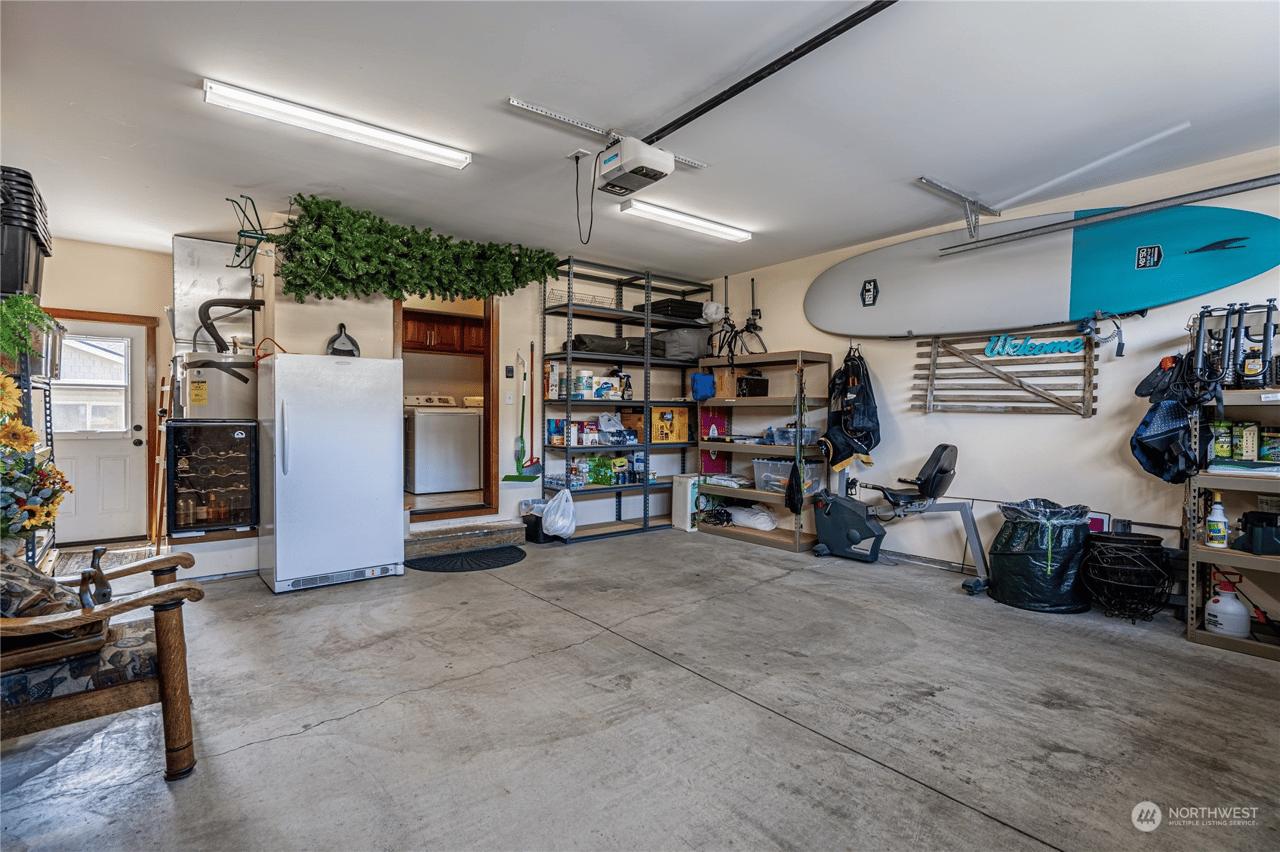 393 Ridgewood Dr