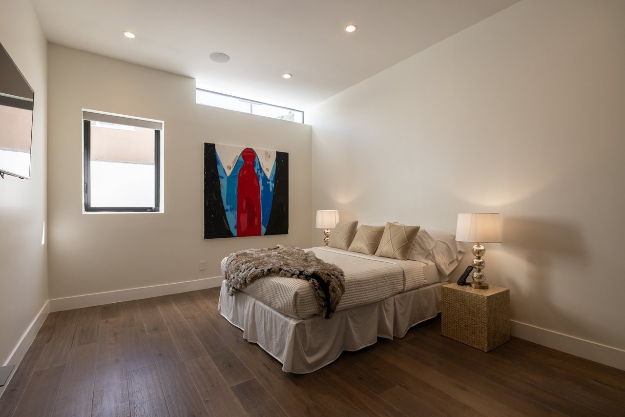 1619 San Ysidro Dr, Beverly Hills