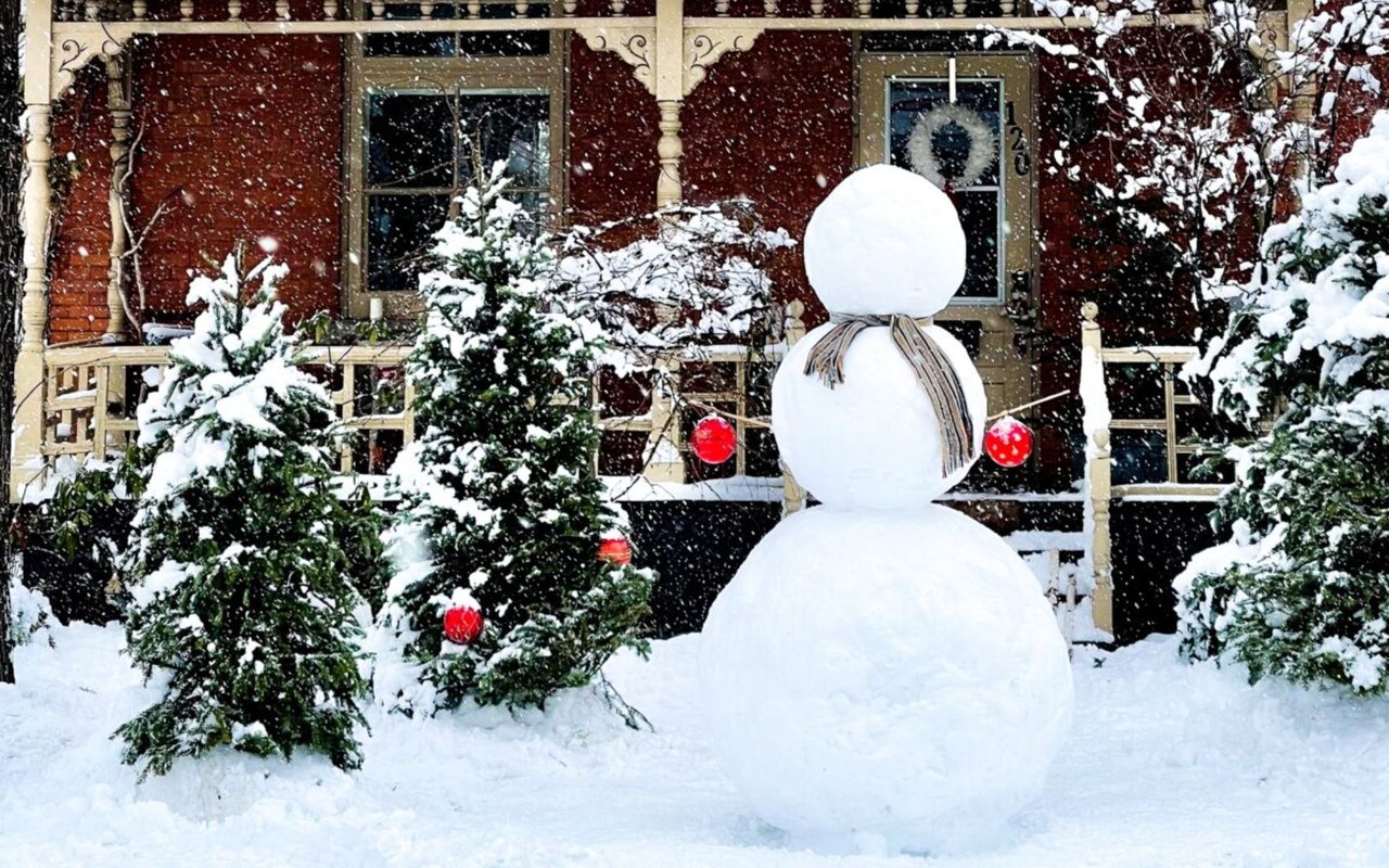 How to Prepare Your House for the First Snowfall