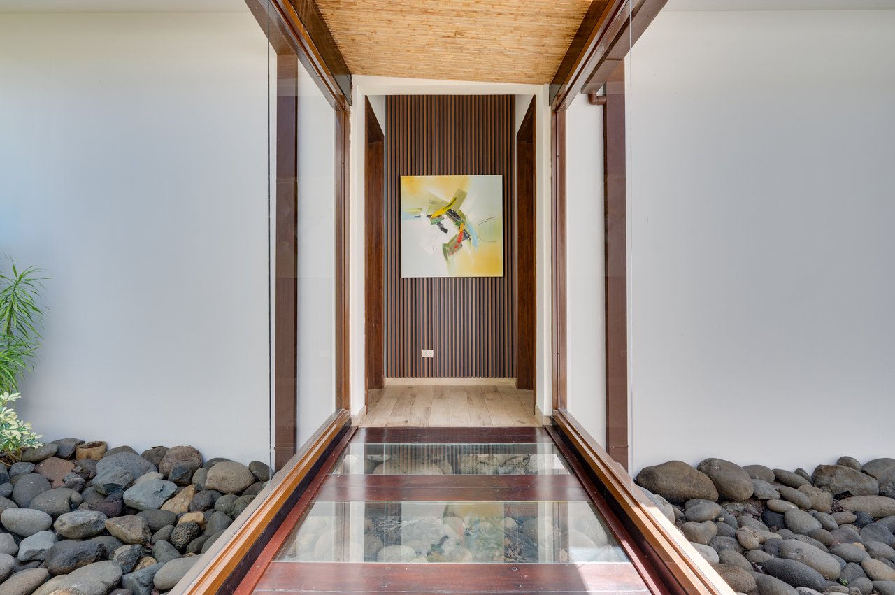 Casa Pachote | Exquisite 4-Bedroom Luxury Home in Hacienda Pinilla’s Reserva de Golf