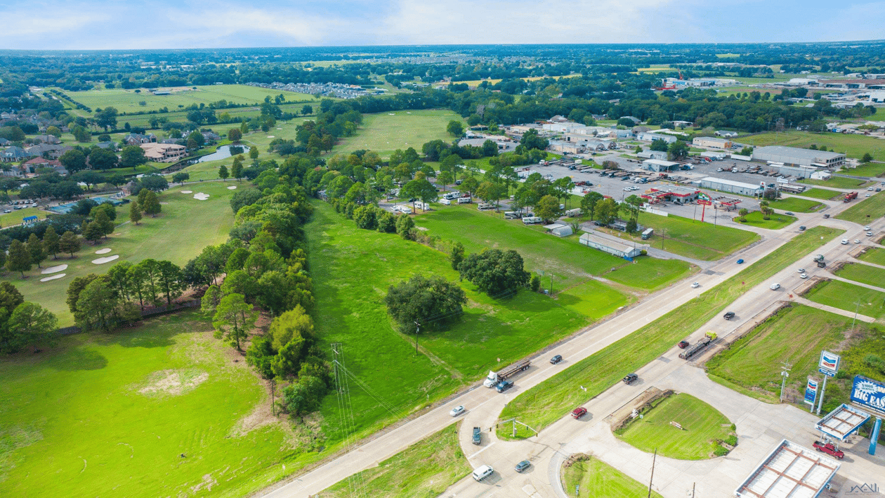1152 Evangeline Thruway
