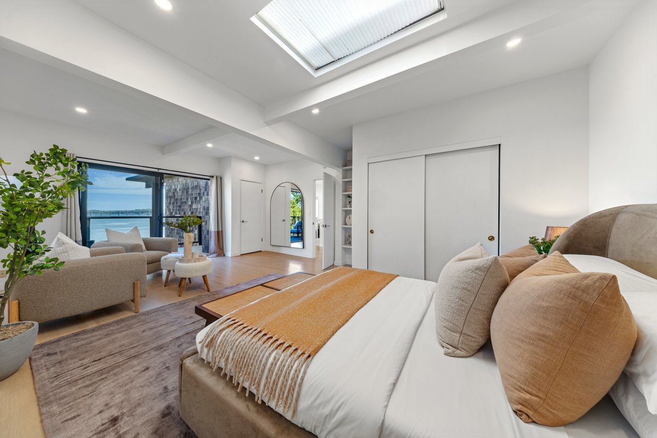 Gated View Residence on the Water