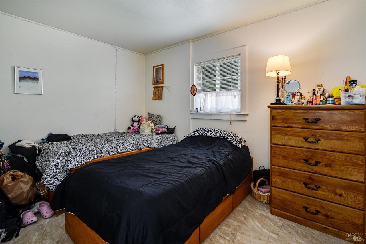 1139 Lincoln Ave, Calistoga