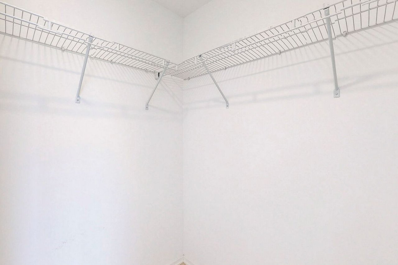 16 Bonnycastle Street Unit: 4202 