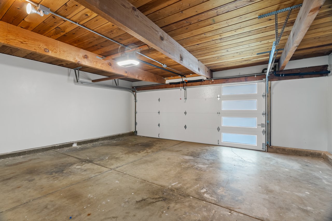 1339 Lennox Way
