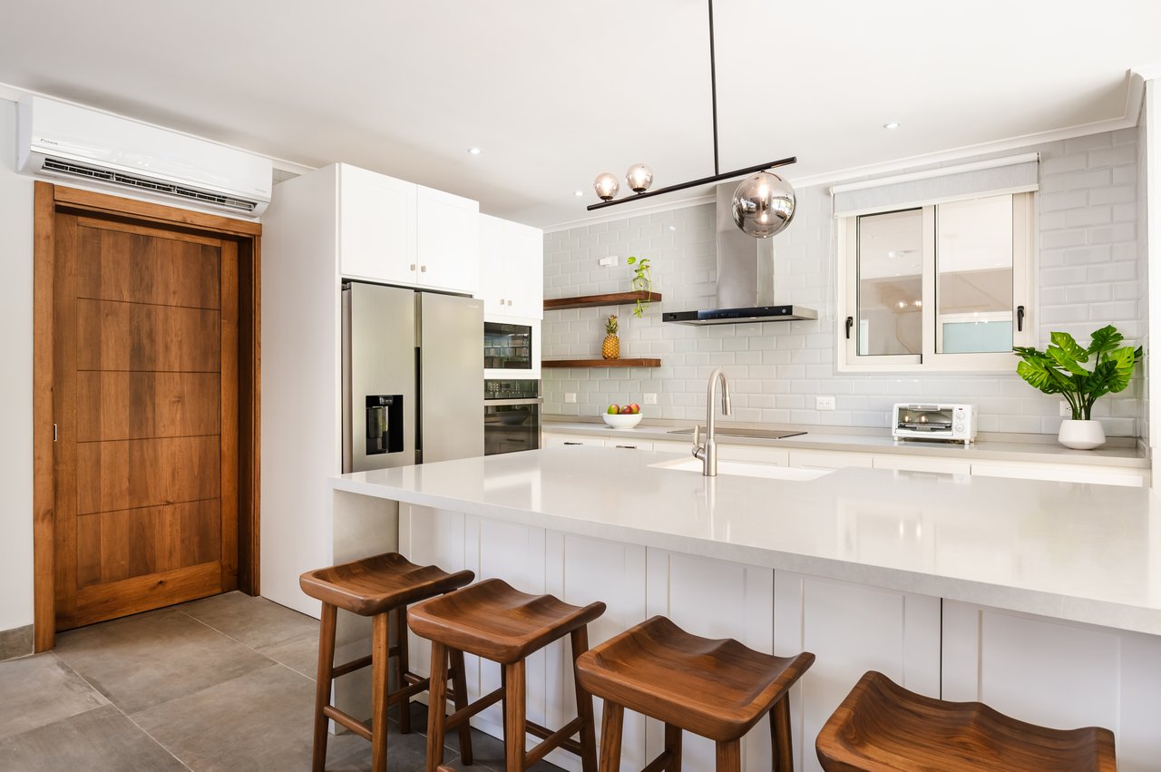 Casa Escondida & Casa Jungla, Miramar 47 | Dual Luxury Ocean-View Estate in Mar Vista, Playa Flamingo