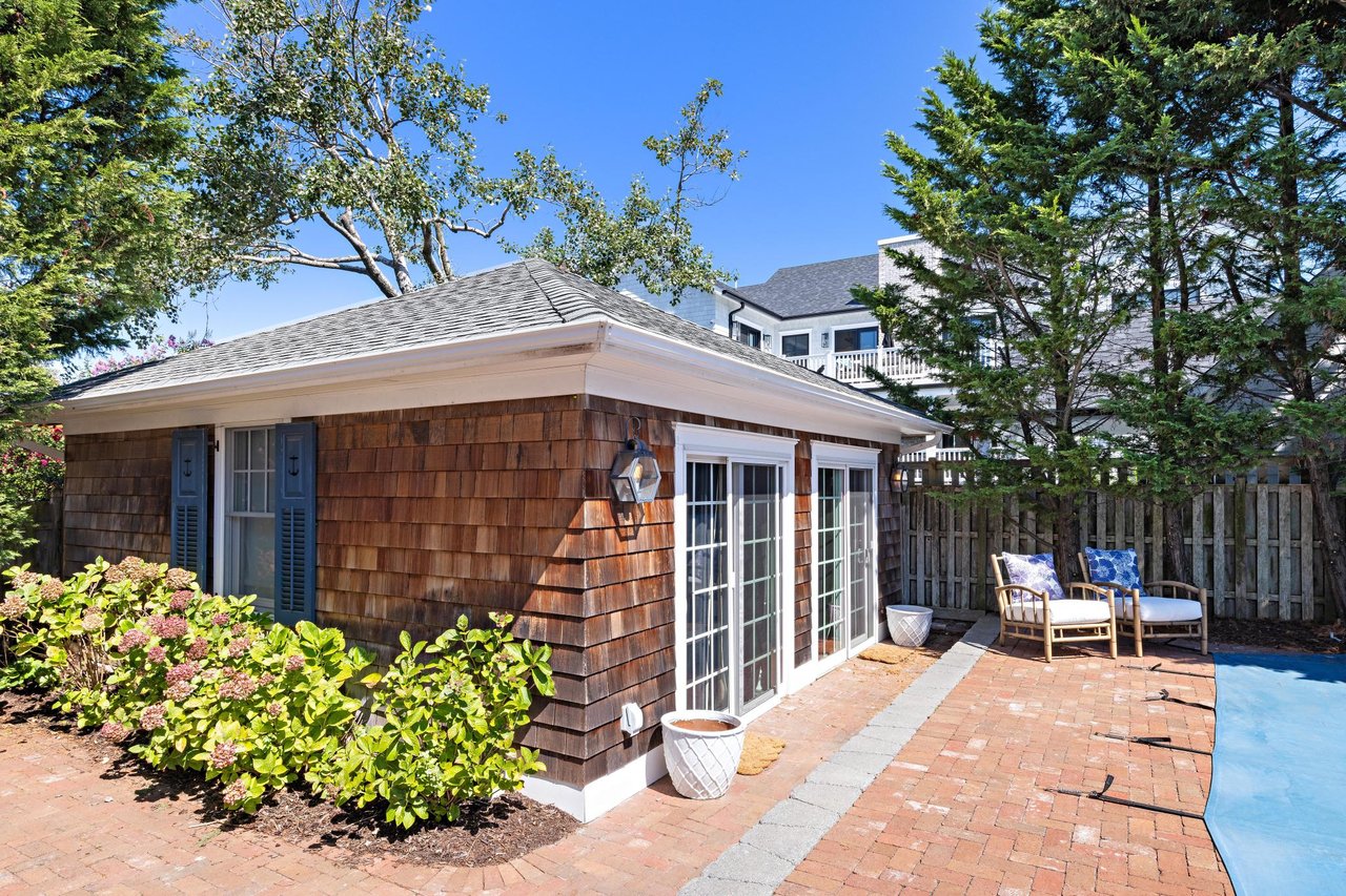 215 Ocean Ave
