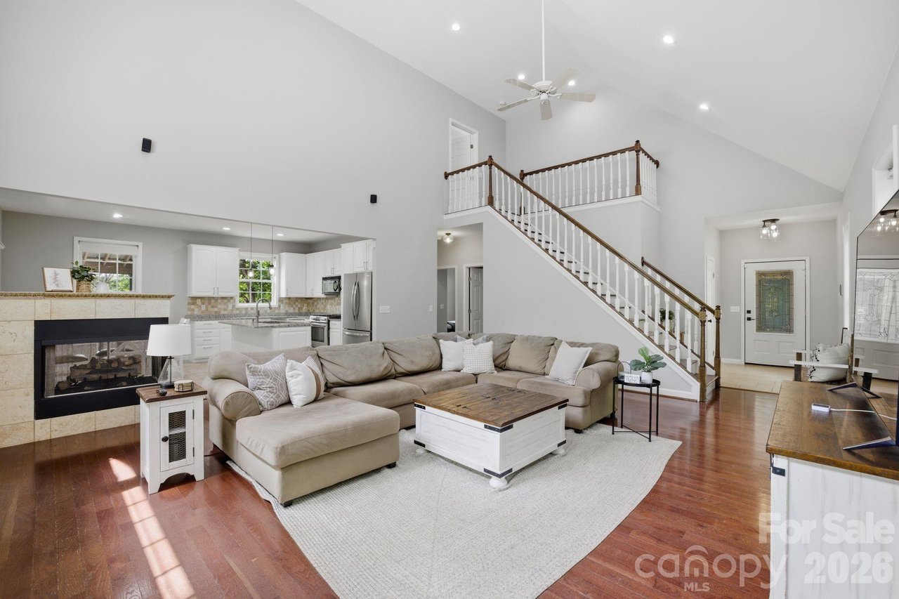 424 Mountain Harbor Drive
