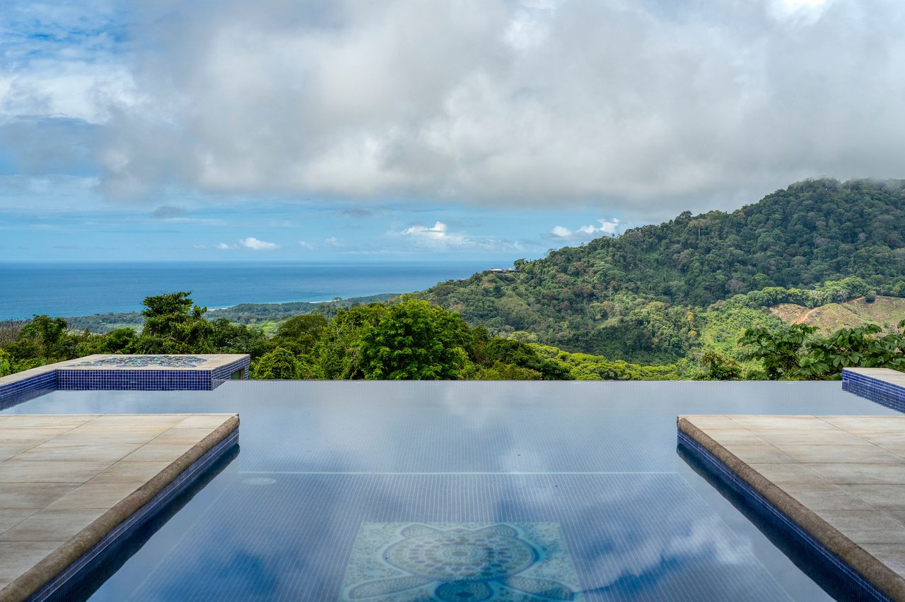 CASA TORTUGA – LAGUNAS OCEAN, MOUNTAIN, AND SUNSET VIEW HOME