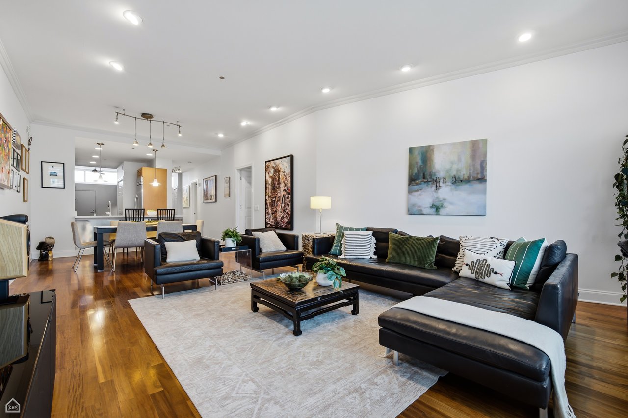 333 N Canal Street 