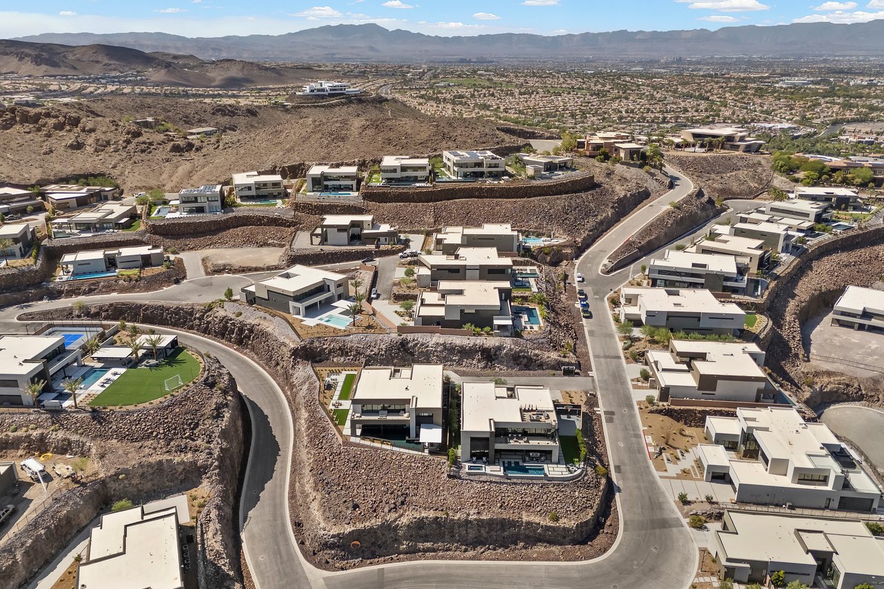 1463 Solitude Ridge Dr