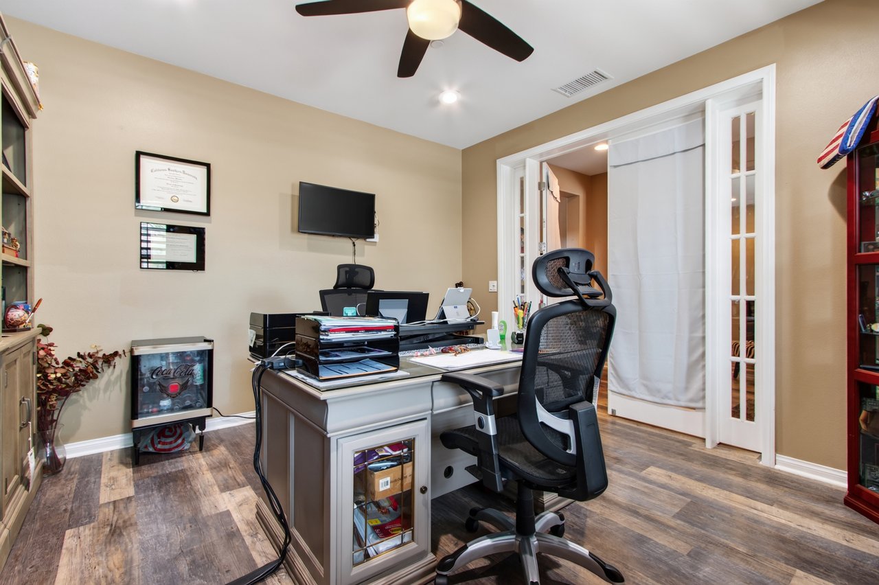 27867 Huron Ct