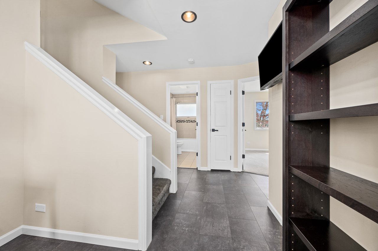 1108 59th St, Downers Grove